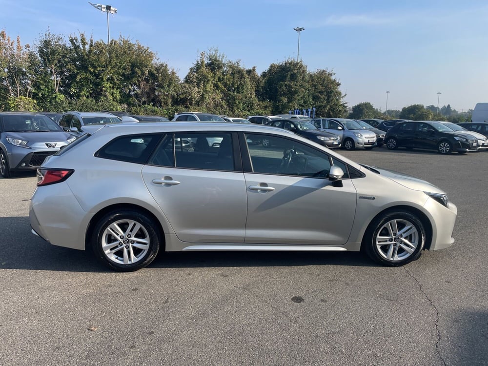 Toyota Corolla Touring Sports usata a Piacenza (7)