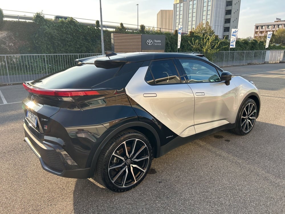 Toyota Toyota C-HR usata a Piacenza (7)