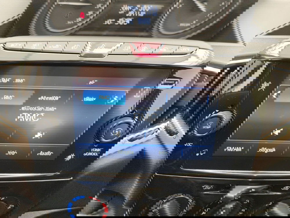 Lancia Ypsilon usata a Como (11)