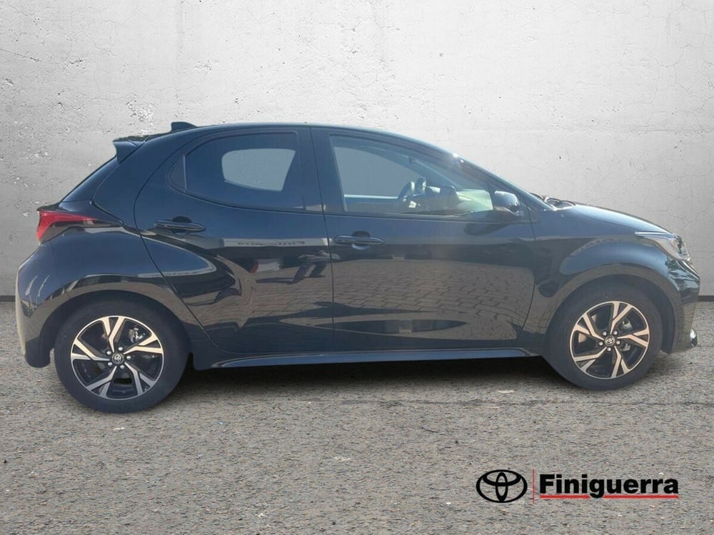 Toyota Yaris usata a Lecco (6)