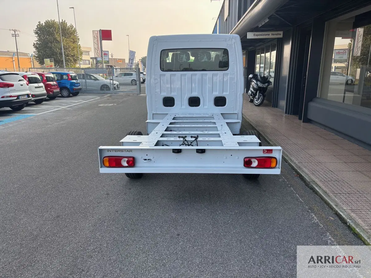 Nissan Interstar Furgone nuova a Bergamo (5)