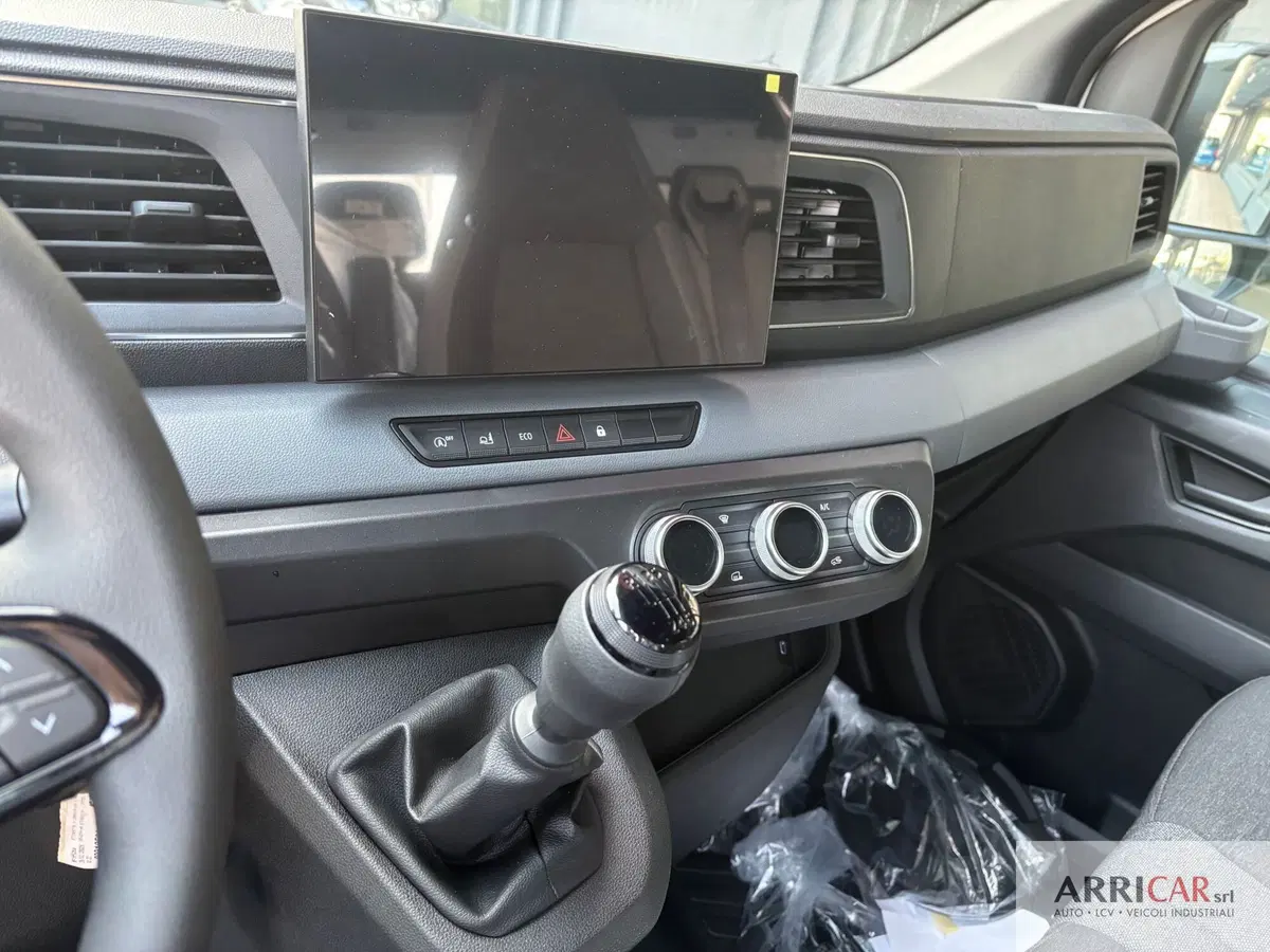Nissan Interstar Furgone nuova a Bergamo (9)