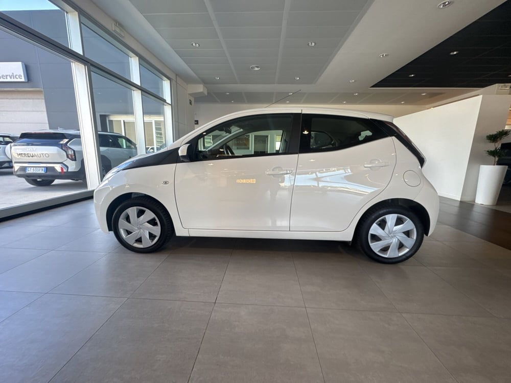 Toyota Aygo nuova a Nuoro (2)