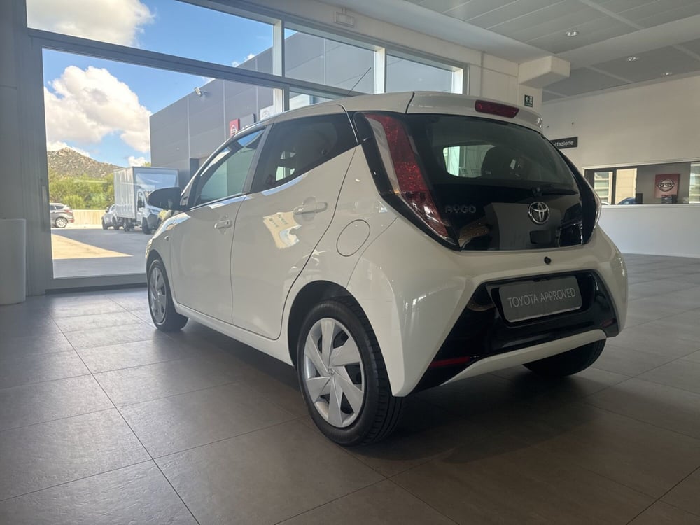 Toyota Aygo nuova a Nuoro (3)