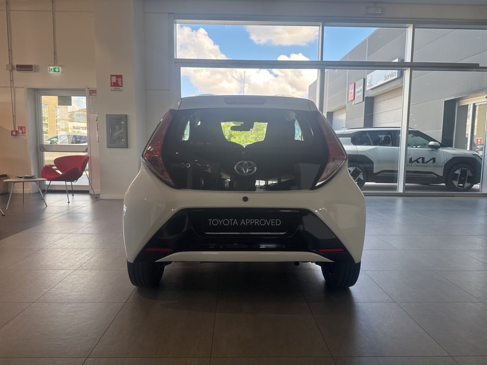 Toyota Aygo nuova a Nuoro (4)