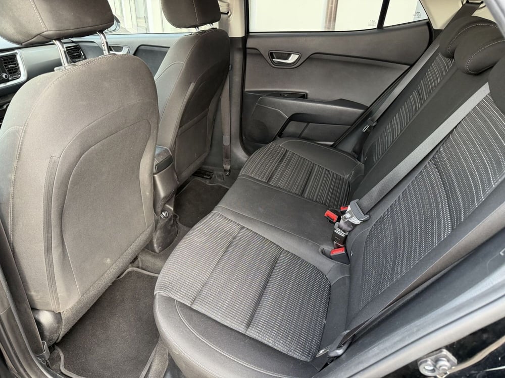 Kia Stonic usata a Cremona (9)