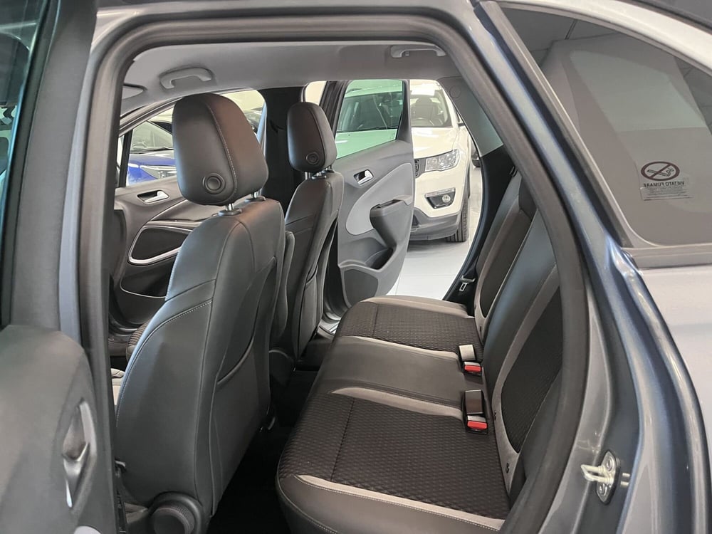 Opel Crossland X usata a Prato (9)