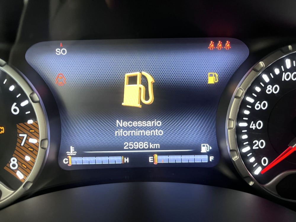 Jeep Renegade usata a Prato (11)
