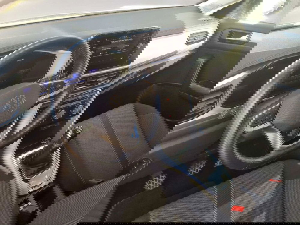 Volkswagen T-Roc usata a Livorno (13)