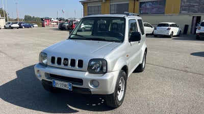 Suzuki Jimny 1.3i 16V cat 4WD JLX del 2002 usata a Tortona