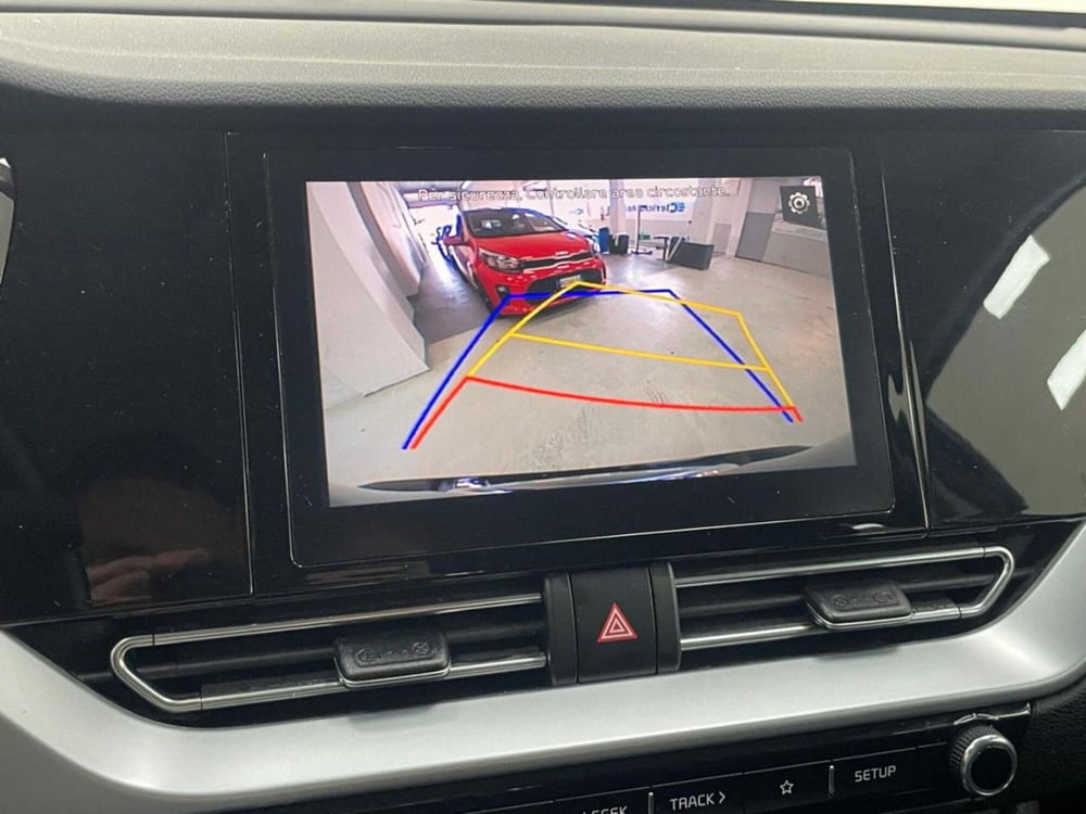 Kia Niro usata a Como (16)