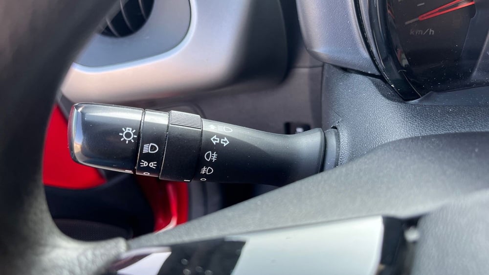 Peugeot 108 usata a Parma (10)