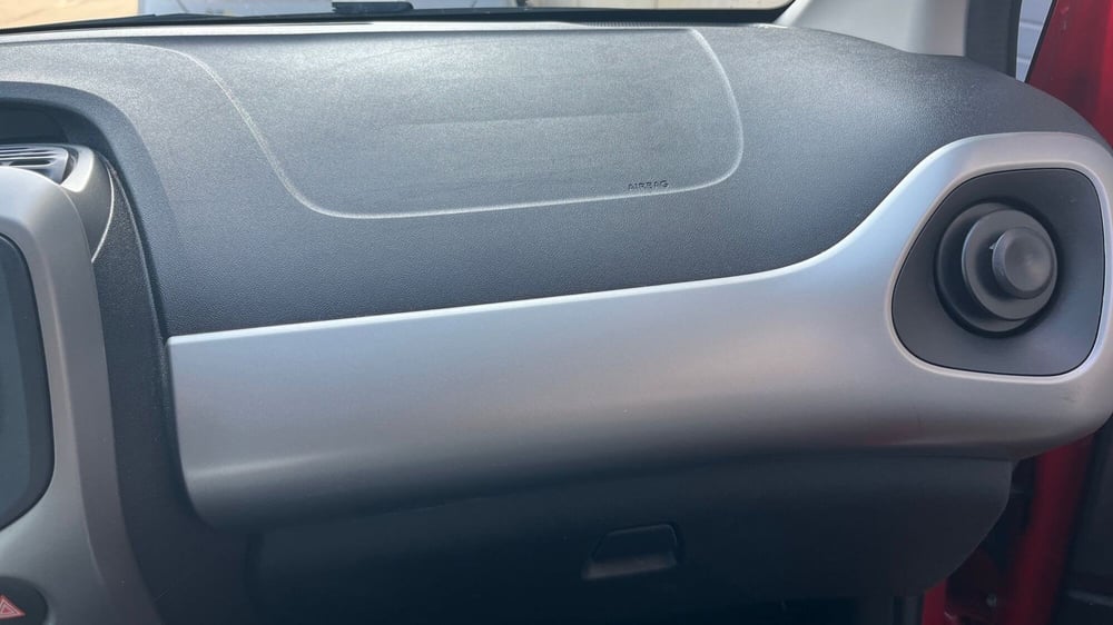 Peugeot 108 usata a Parma (14)