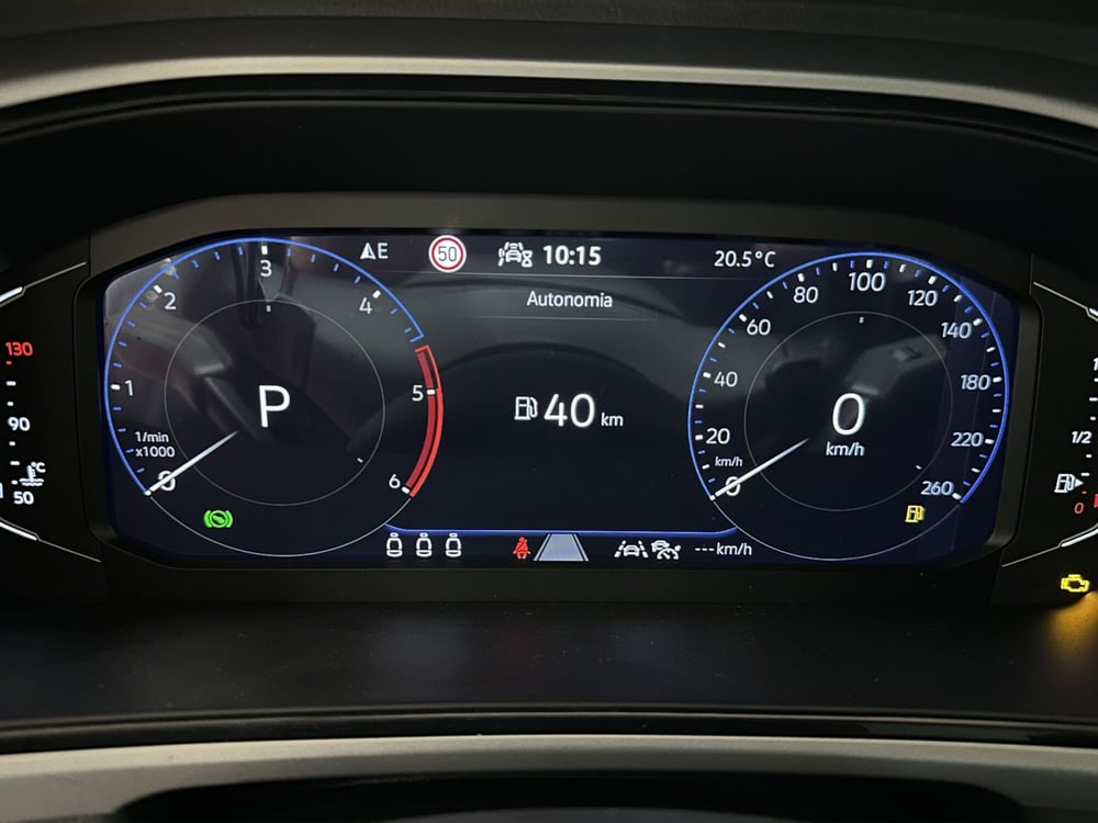 Volkswagen T-Roc nuova a Padova (11)
