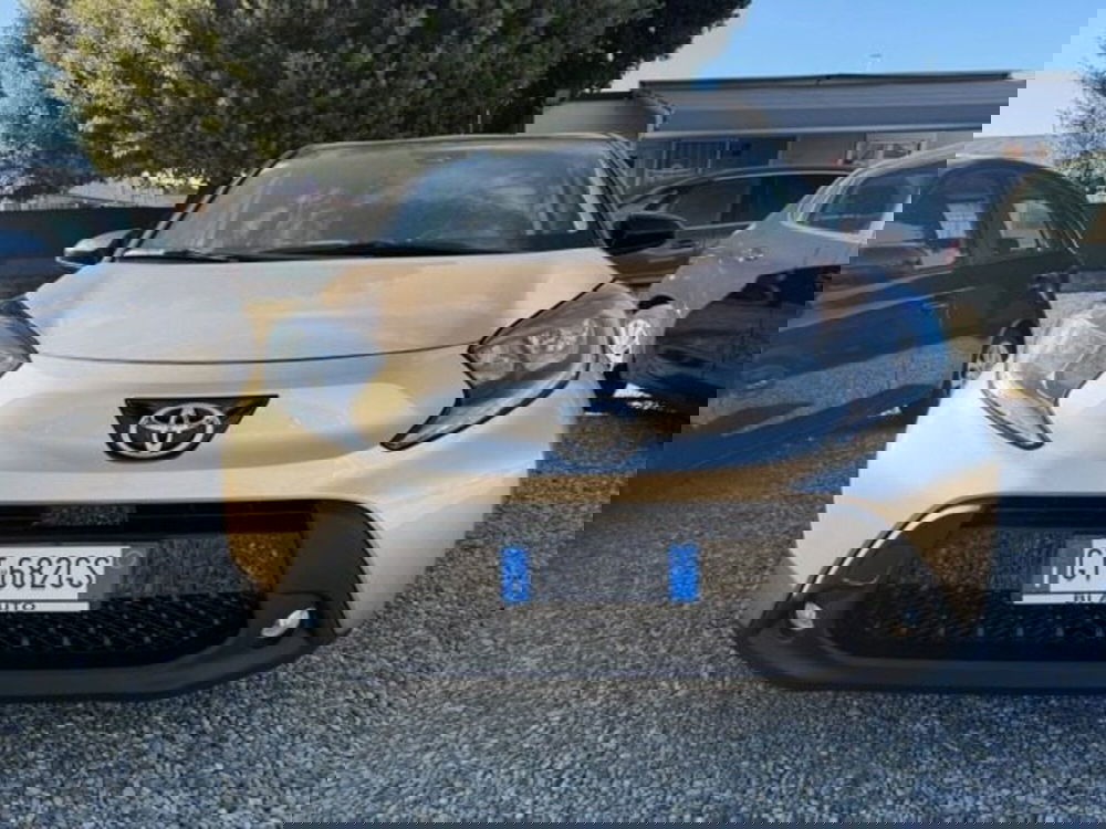 Toyota Aygo X usata a Prato (2)