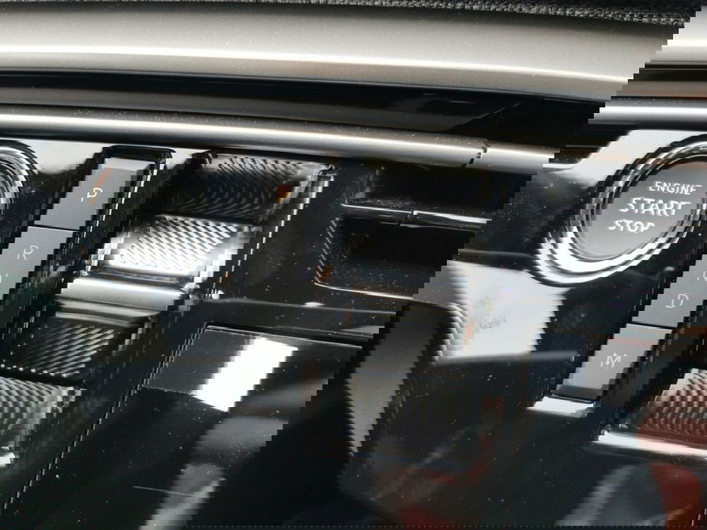 Peugeot 3008 nuova a Brindisi (14)