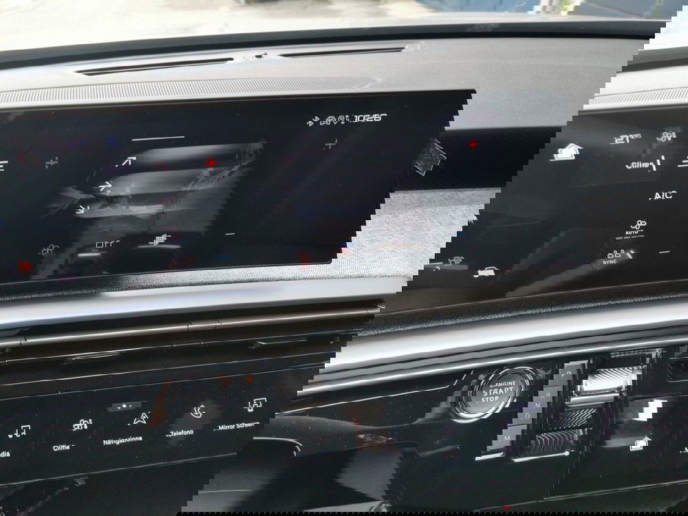 Peugeot 3008 nuova a Brindisi (16)