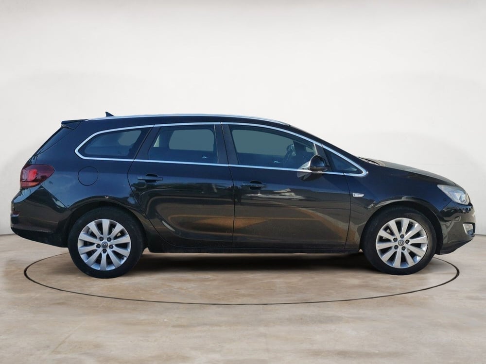 Opel Astra Station Wagon usata a Taranto (6)