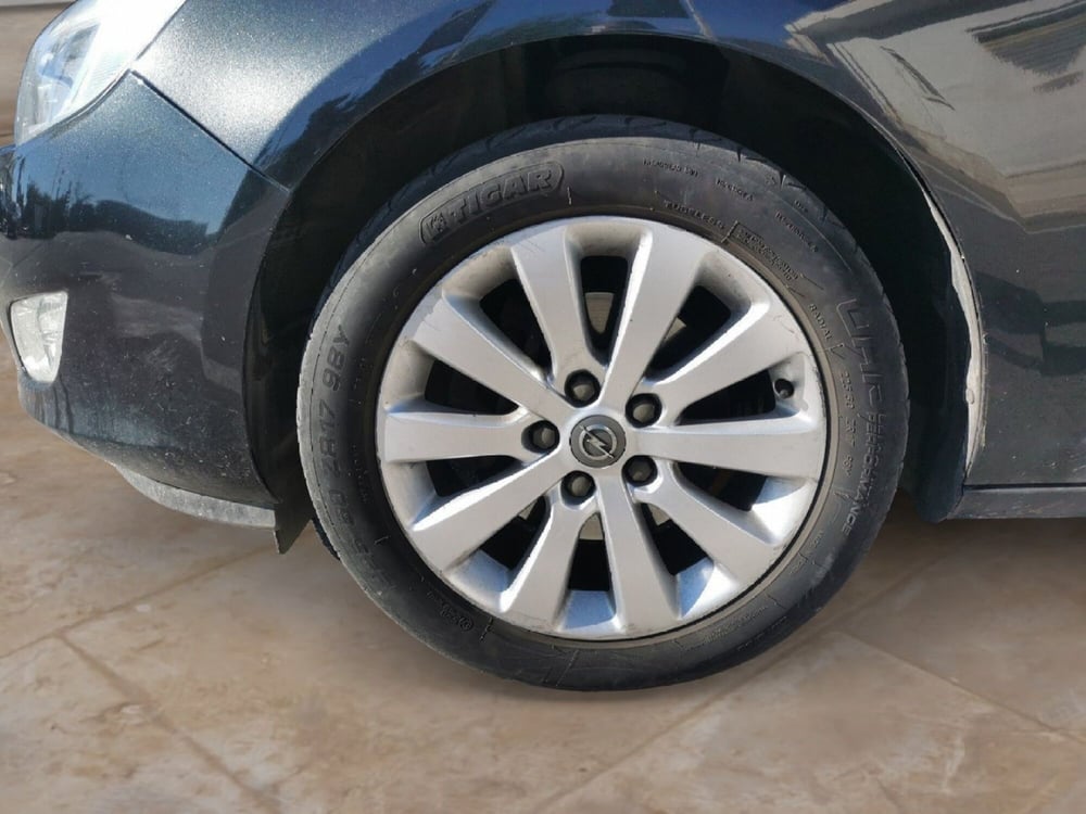 Opel Astra Station Wagon usata a Taranto (8)
