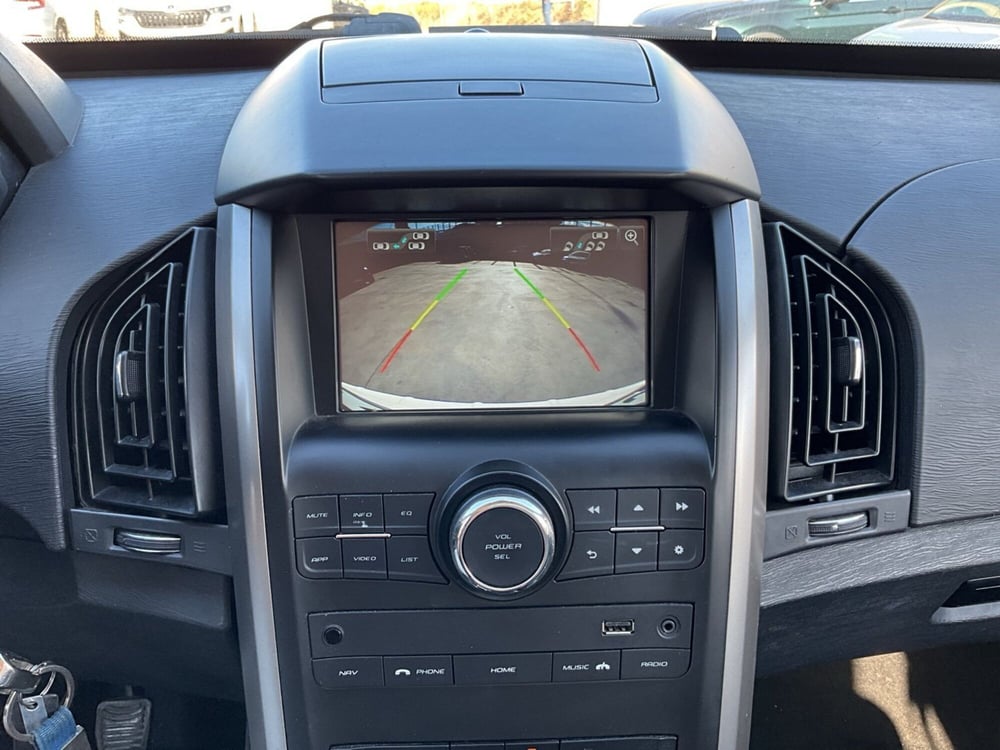 Mahindra XUV500 usata a Reggio Calabria (13)