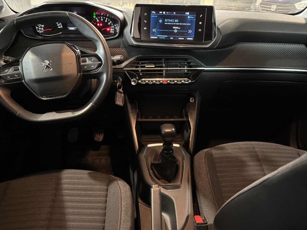 Peugeot 208 usata a Foggia (12)