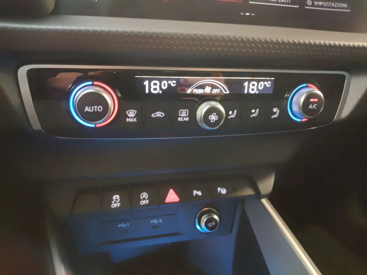 Audi A1 Sportback nuova a Modena (11)