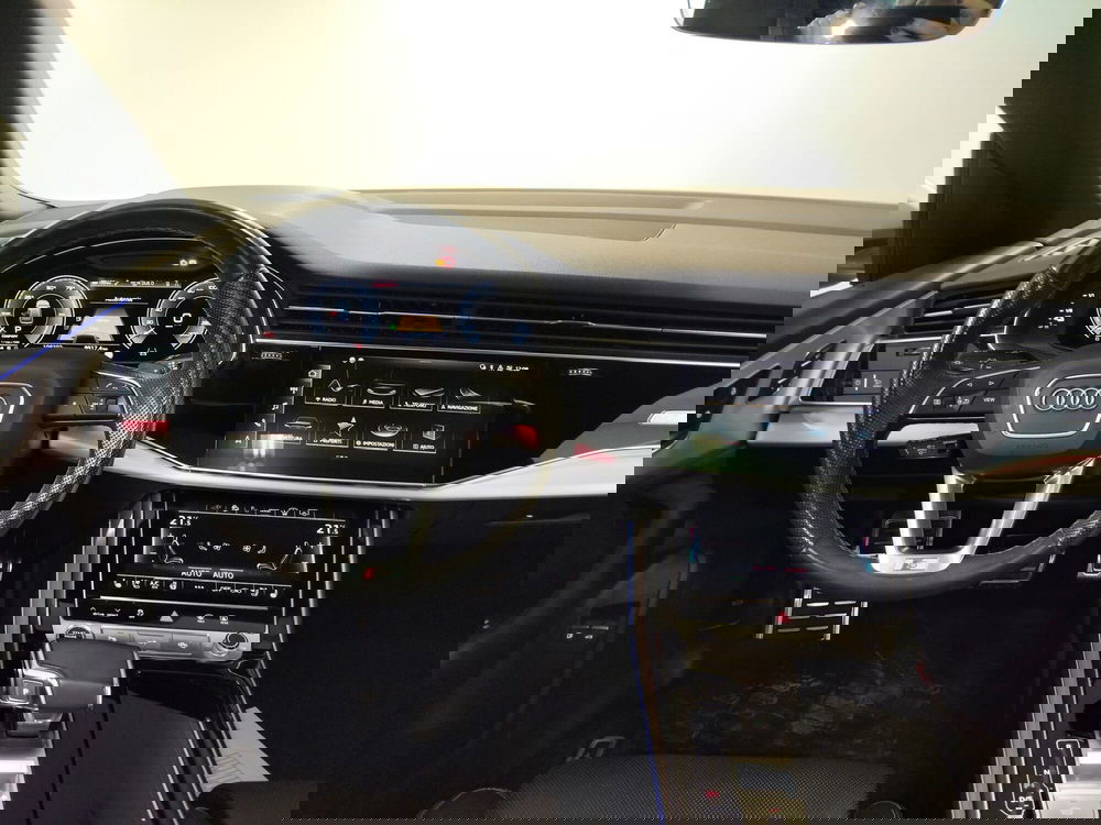 Audi Q8 usata a Modena (7)