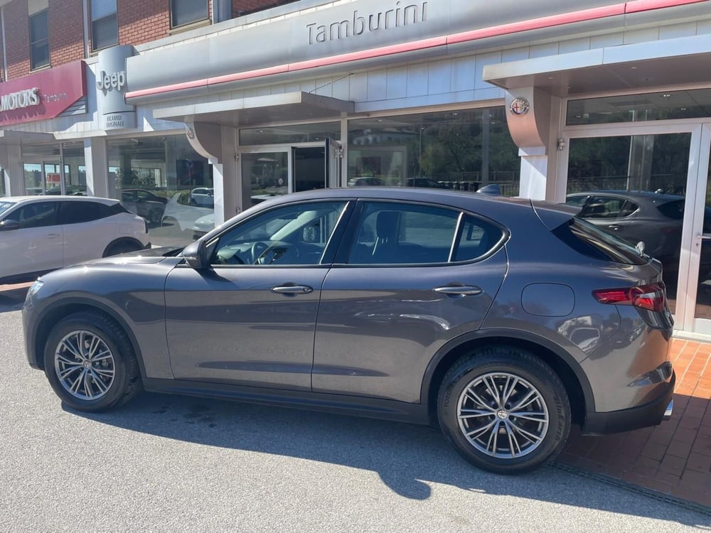 Alfa Romeo Stelvio usata a Arezzo (8)