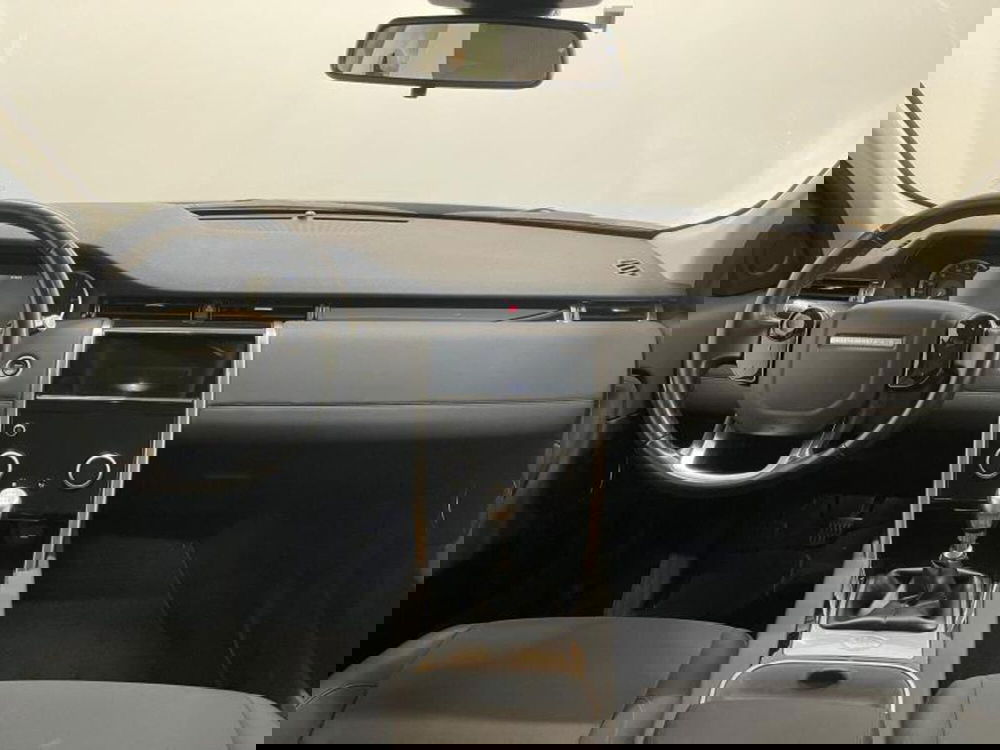 Land Rover Discovery Sport usata a Venezia (10)