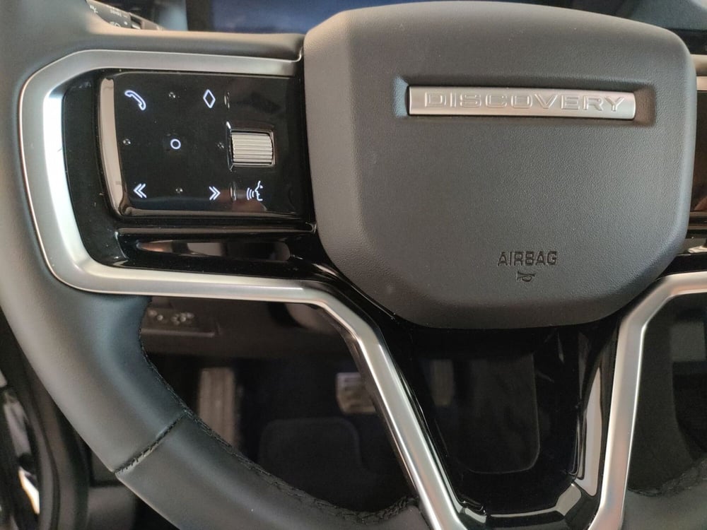 Land Rover Discovery Sport usata a Milano (13)