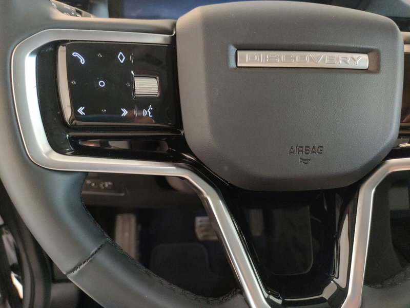 Land Rover Discovery Sport usata a Milano (13)