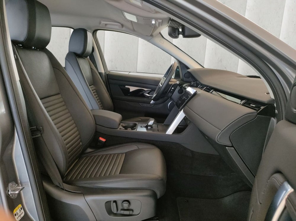 Land Rover Discovery Sport usata a Milano (3)