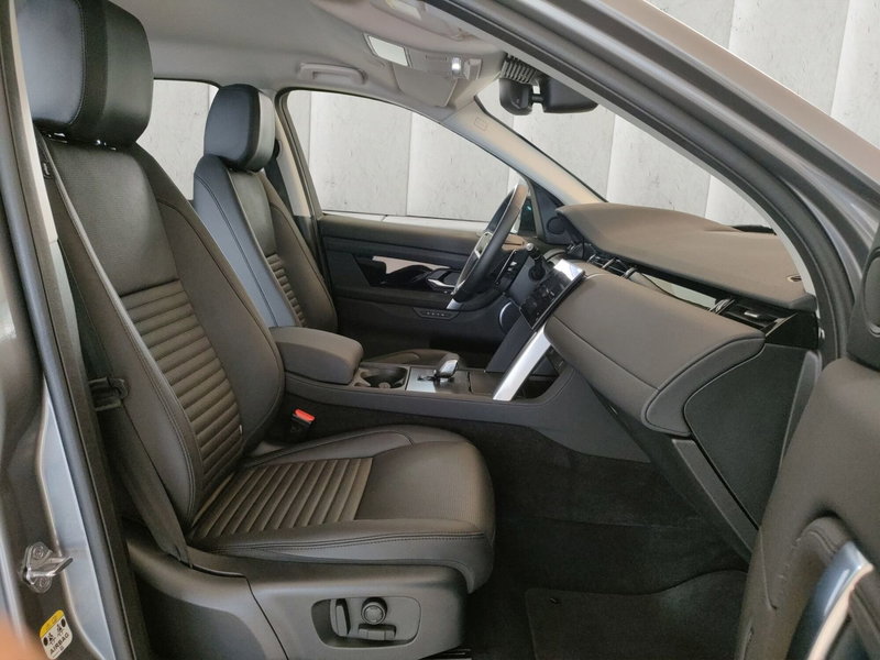 Land Rover Discovery Sport usata a Milano (3)