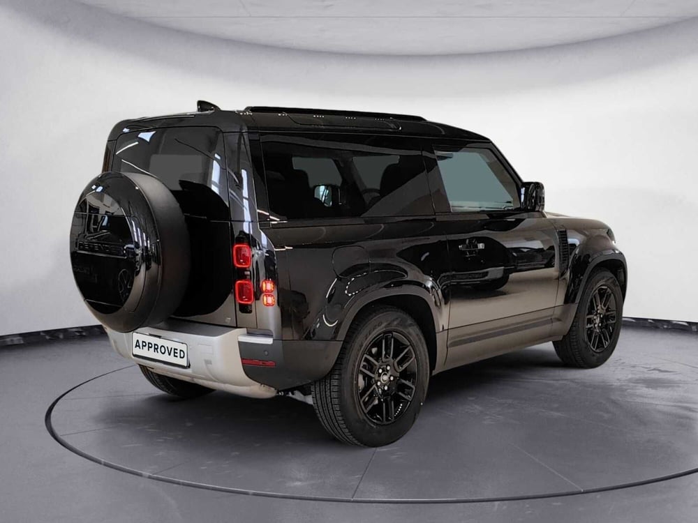 Land Rover Defender usata a Perugia (2)