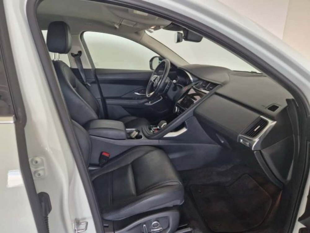 Jaguar E-Pace usata a Modena (3)