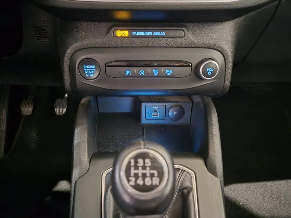Renault Scenic E-Tech Electric nuova a Palermo (16)