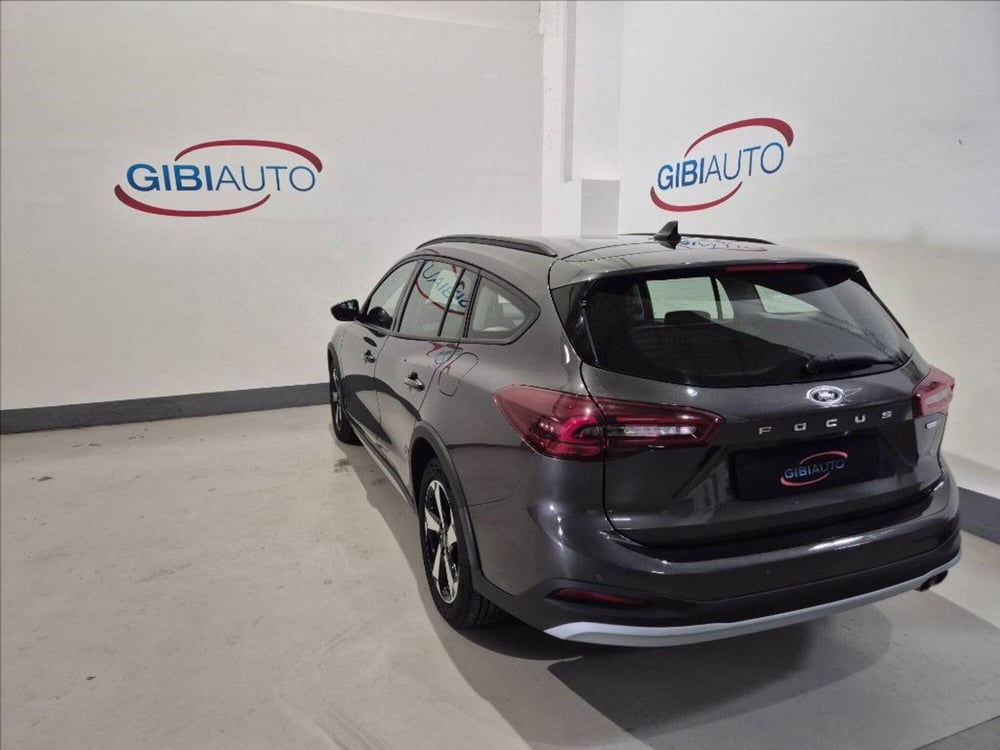 Ford Focus Station Wagon usata a Palermo (7)