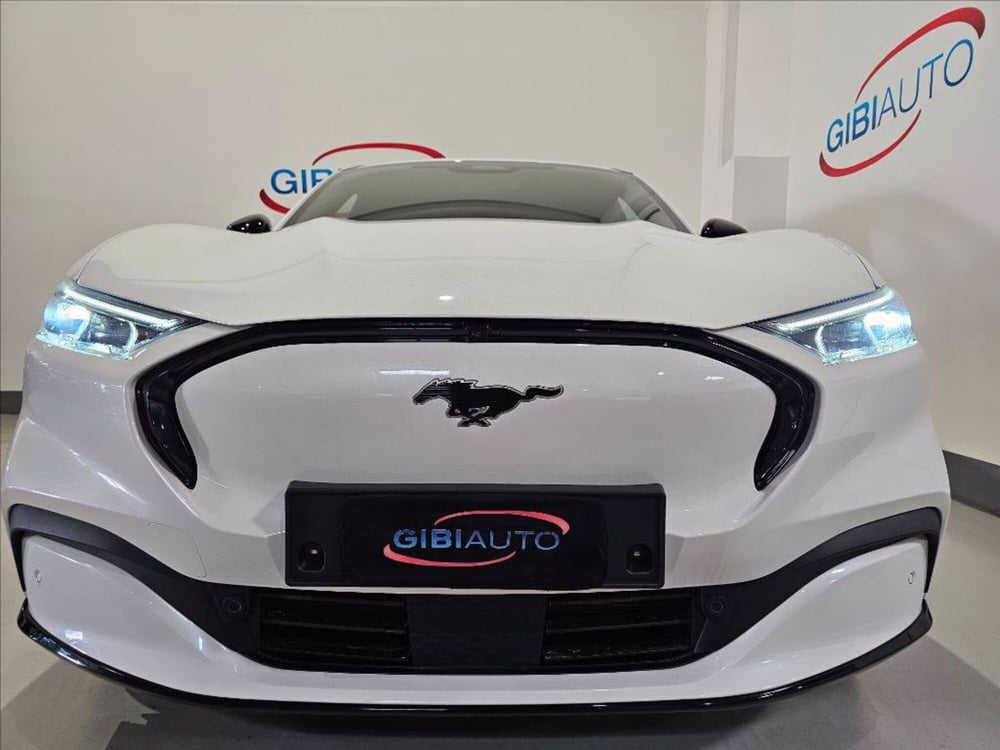 Ford Mustang Mach-E nuova a Palermo (4)