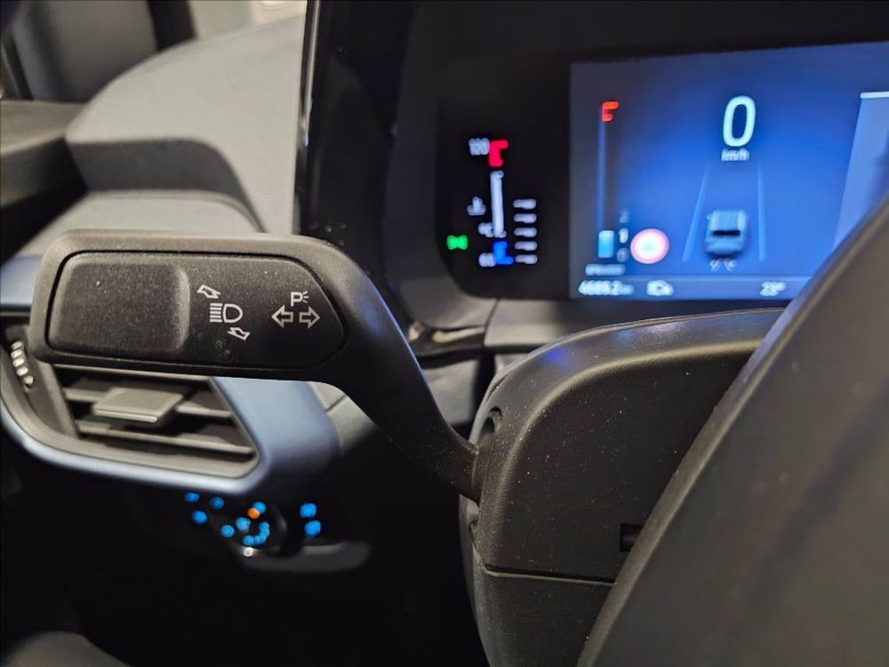 Ford Tourneo Courier nuova a Palermo (15)