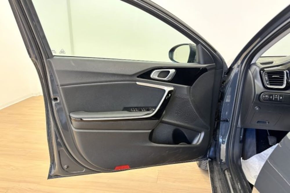 Kia XCeed usata a Latina (12)