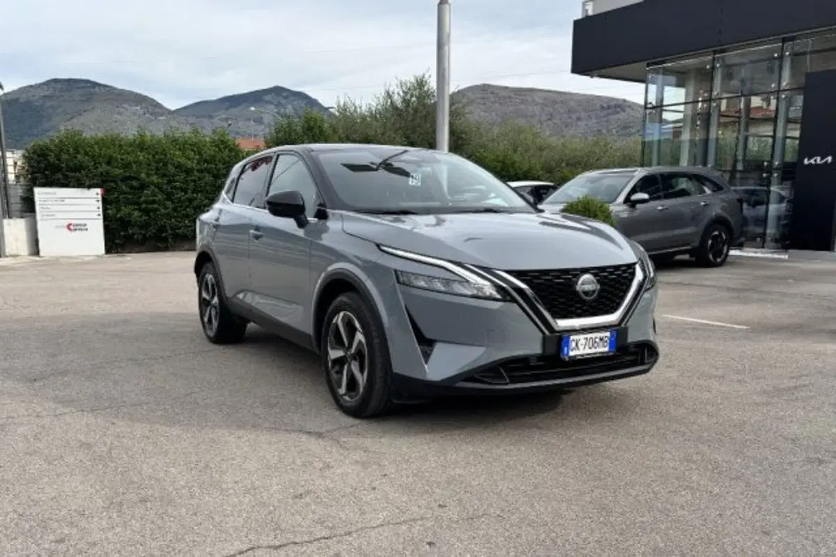 Nissan Qashqai usata a Latina