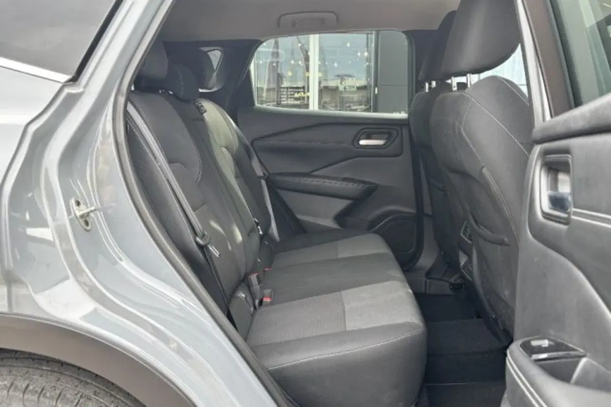 Nissan Qashqai usata a Latina (10)
