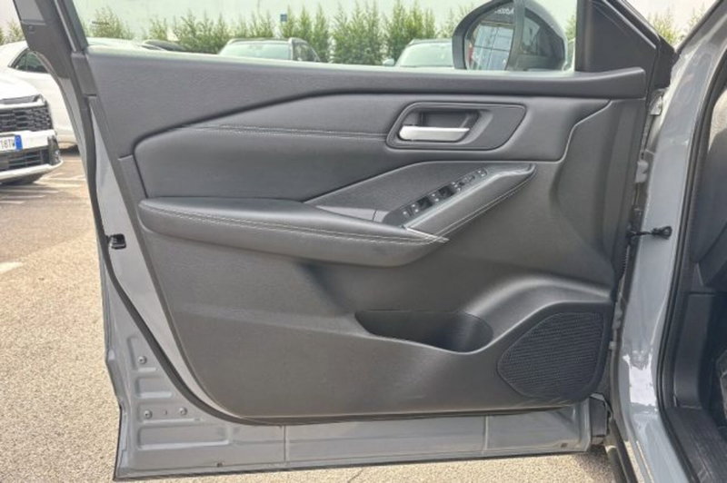 Nissan Qashqai usata a Latina (12)