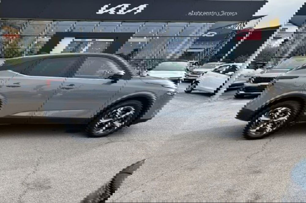 Nissan Qashqai usata a Latina (4)