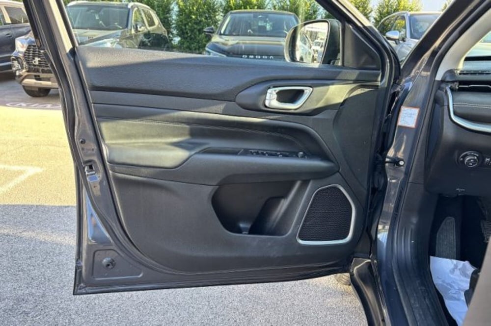 Jeep Compass usata a Latina (12)