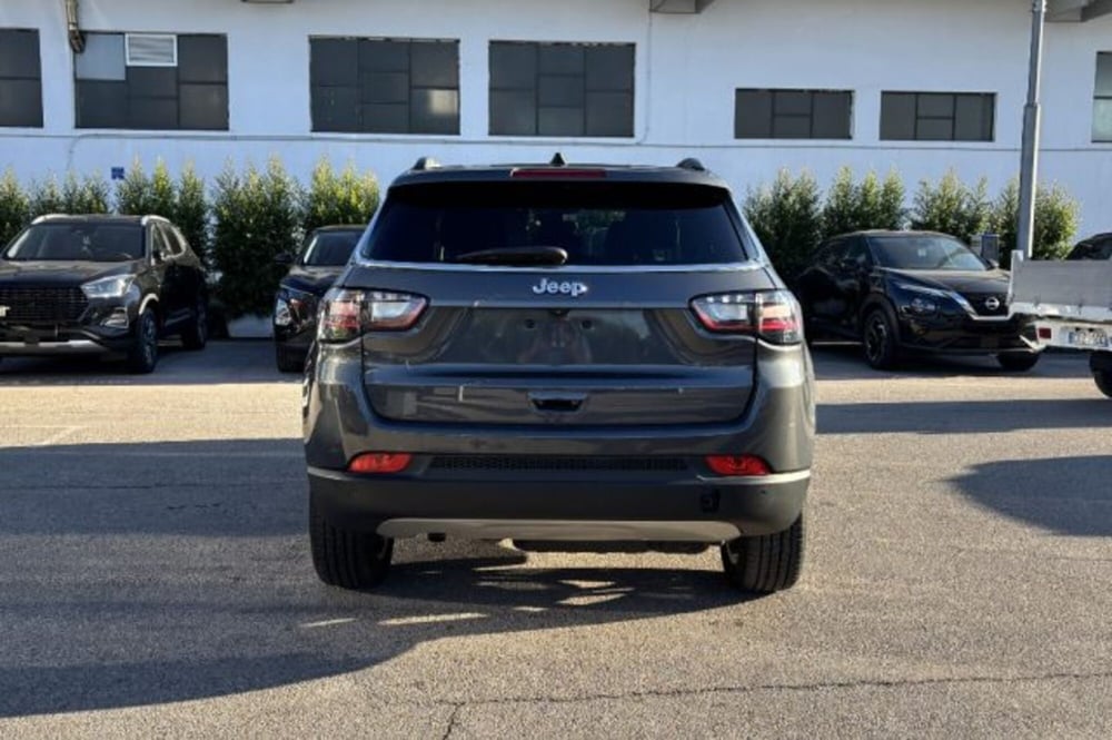 Jeep Compass usata a Latina (6)