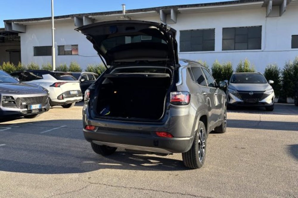 Jeep Compass usata a Latina (7)