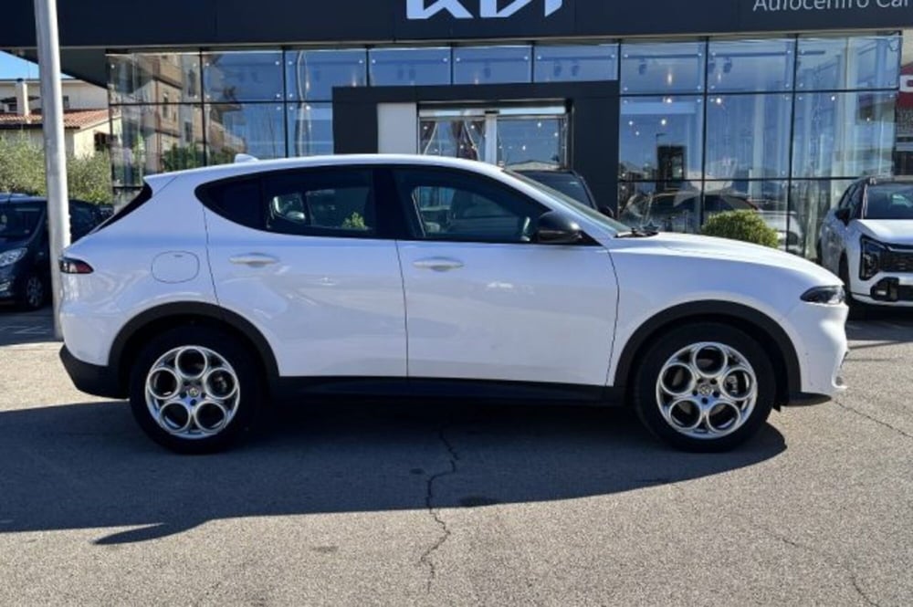 Alfa Romeo Tonale usata a Latina (4)