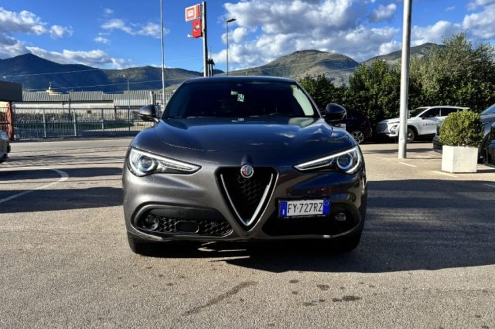 Alfa Romeo Stelvio usata a Latina (2)
