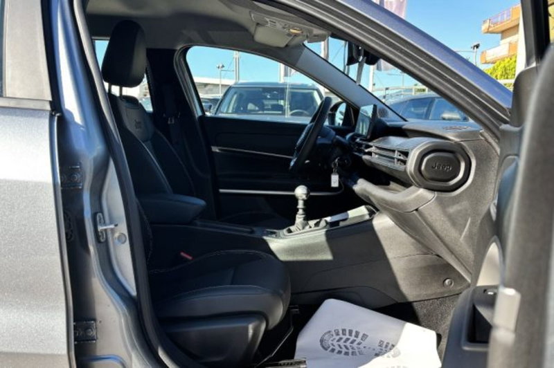 Jeep Avenger usata a Latina (8)